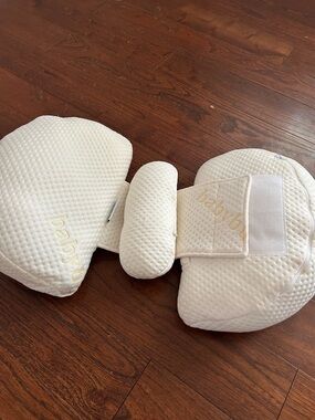 Babybub maternity pillow